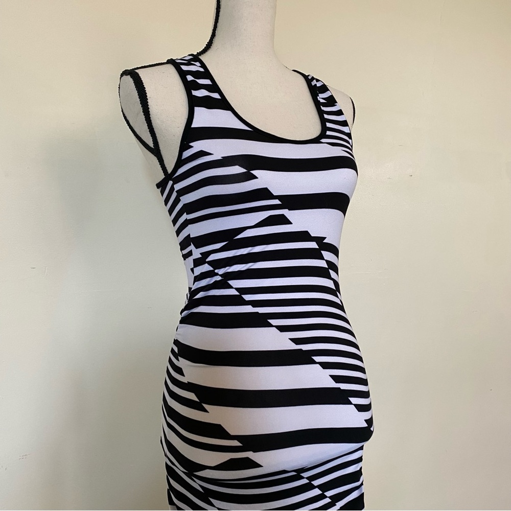 Bebe Racerback Black & White Maxi Dress - Picture 2 of 7